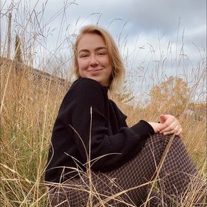 Meet your Posher, Adele